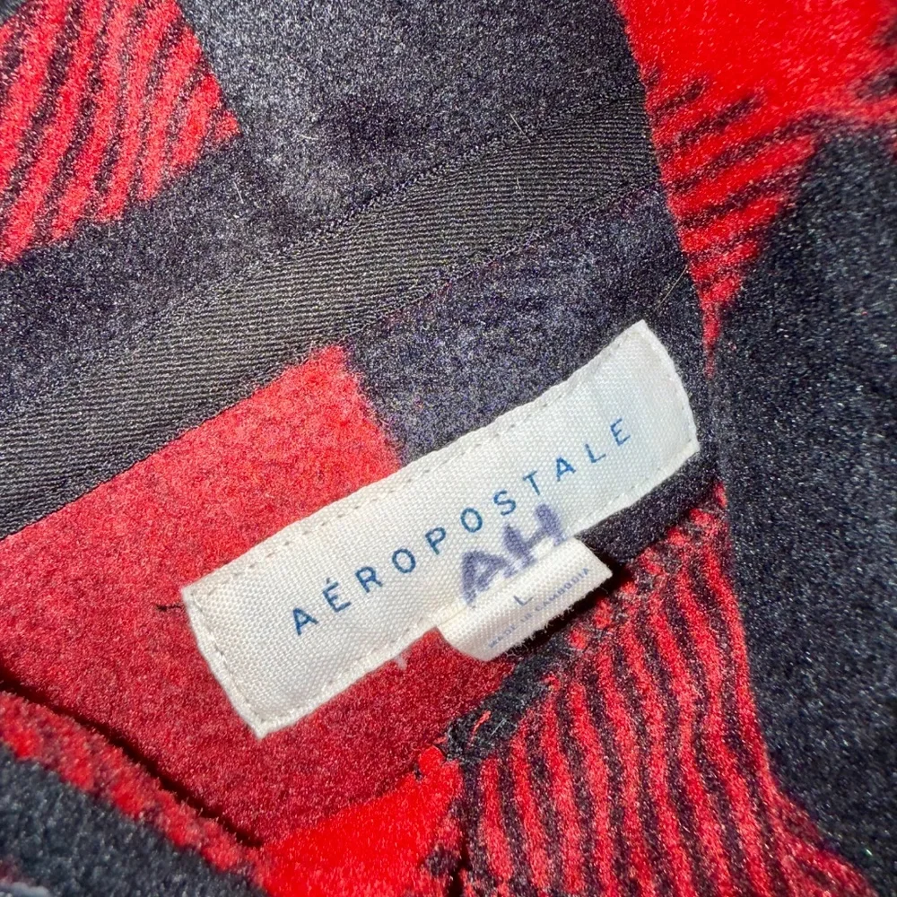 Aeropostale Men’s L Fleece Hoodie Red & Black Plaid - Picture 4 of 5